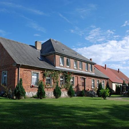 Ferienwohnungen Im Gutshaus Gnies Eksteriør billede